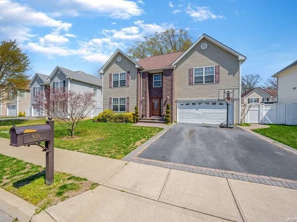 935 Otsego Road, West Hempstead, NY 11552
