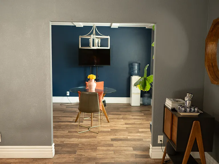 1386 N Sacramento St — Photo 11
