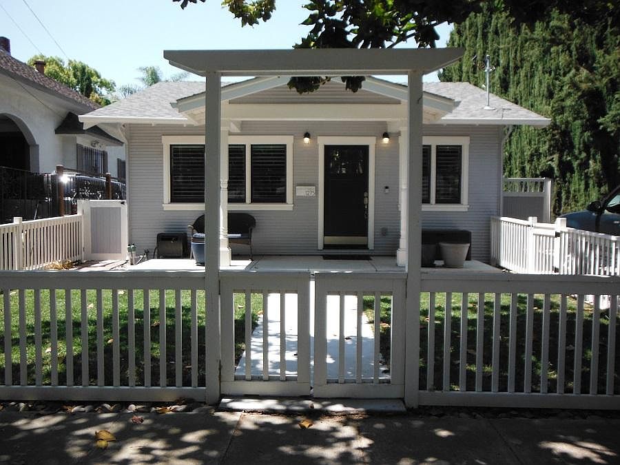 1st image of 1257 Magnolia Ave