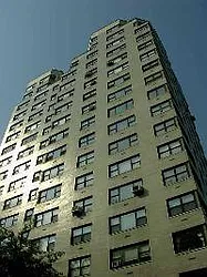345 East 69th Street in Lenox Hill