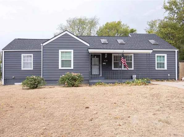 218 S 11th St, Ponca City, OK 74601