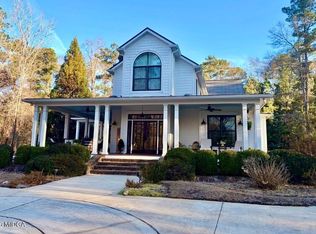 210 Stonehill Dr, Forsyth, GA 31029