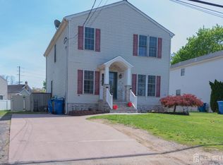 5 Sherman St, Monroe Township, NJ 08831