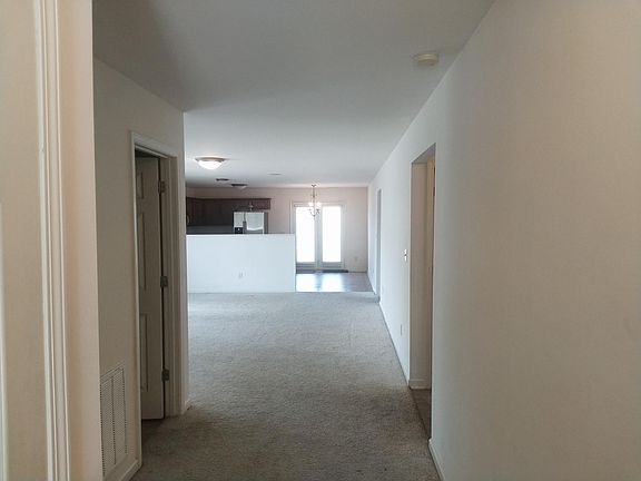 4th image of 973 Applecross Dr