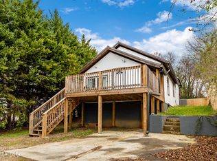 838 Railroad St, Maryville, TN 37804