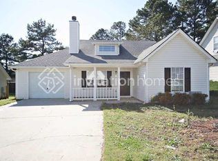 1406 N Hampton Dr, Hampton, GA 30228