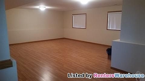 4th image of 1343 Onyx Way NE