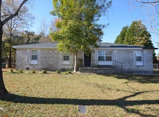 1832 Wadsworth Dr, Cayce, SC 29033