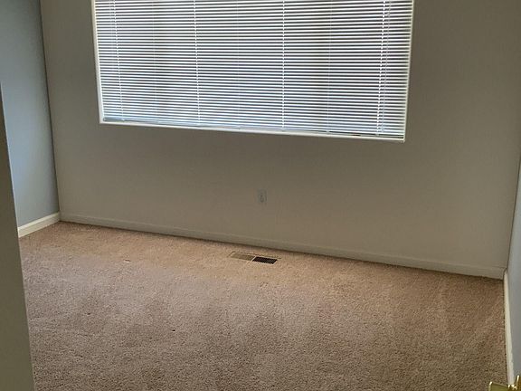 5th image of 102 Shadow Mountain Dr