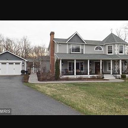 2nd image of 304 Mineral Springs Dr