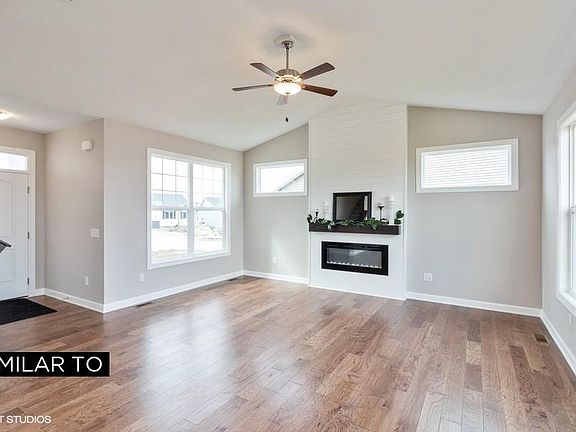5th image of 2607 7th Avenue Ct SW