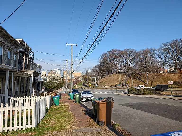 2115 E Marshall St #A — Photo 31