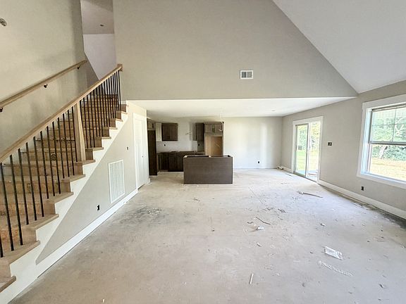 5th image of 352 Hereford Farms Lot 352