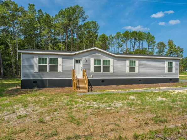 145 Upton Rd, Saint Stephen, SC 29479