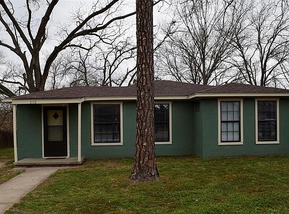 3rd image of 210 N Dale Ave