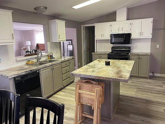 Kitchen 2