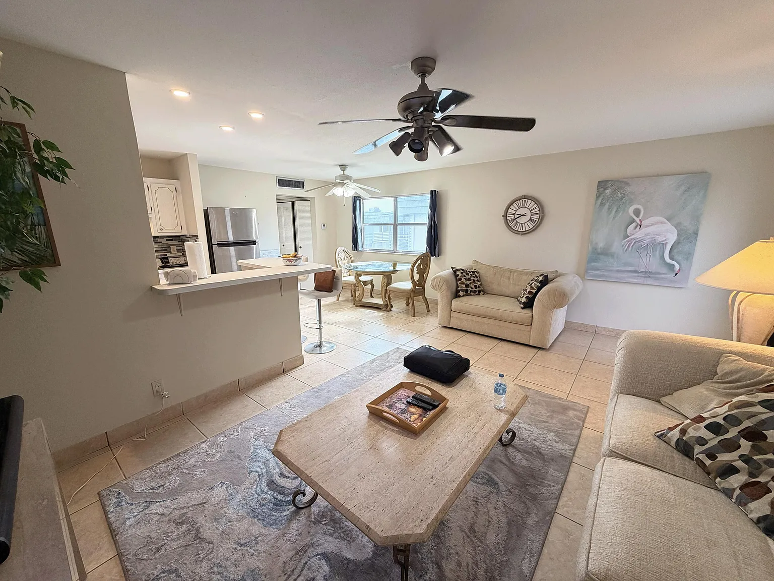 1 bed, 1.5 bath, 720 sqft, $1,450 — Photo 2