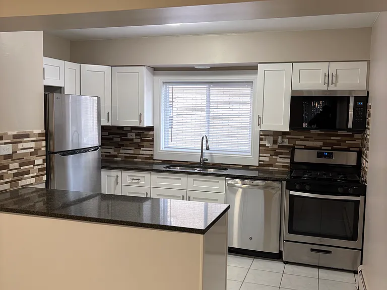 10445 S Keating Ave #2B — Photo 4