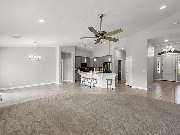 5th image of 3237 S Tiger Maple Cir