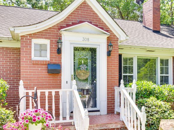 308 Gillsbrook Rd, Lancaster, SC 29720
