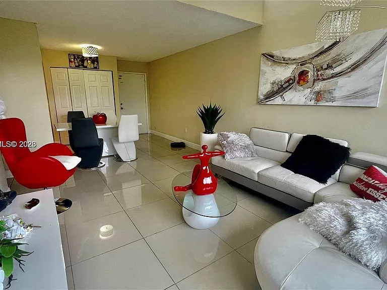 8850 Fontainebleau Blvd #401 — Photo 6
