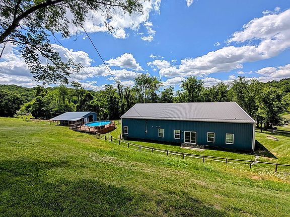 2nd image of 105 London Private Dr