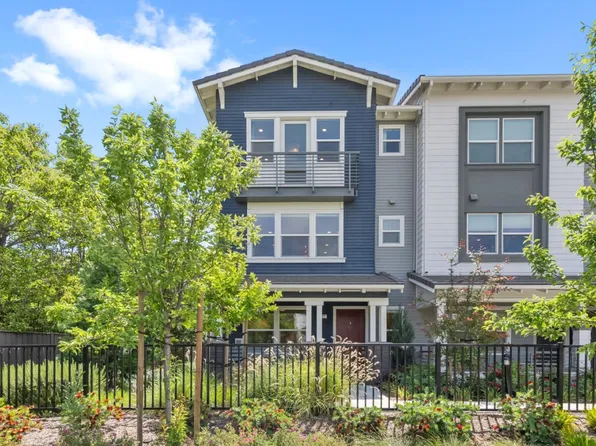 2272 Mora Pl, Mountain View, CA 94040
