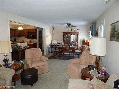 3rd image of 235 Deepwood Dr