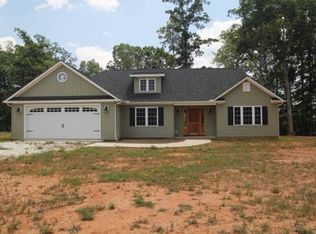 249 Soybean Dr, Appomattox, VA 24522