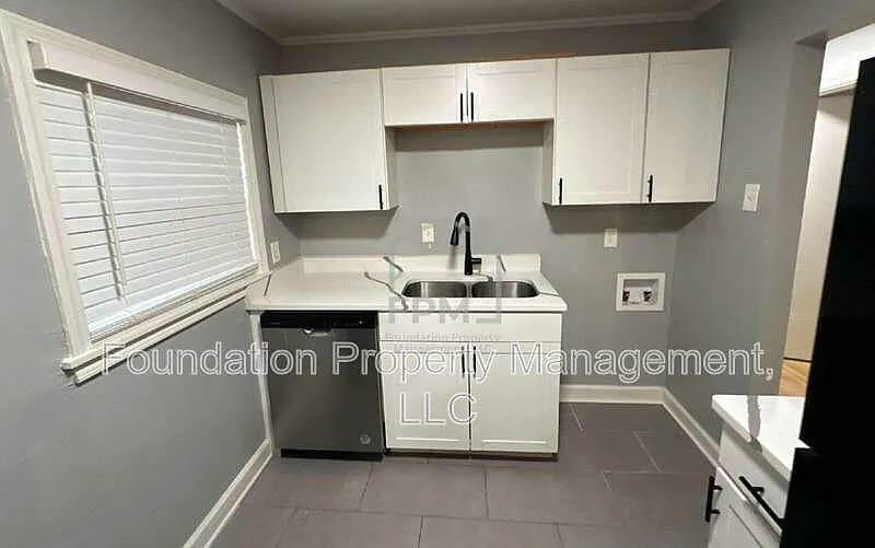 3 bed, 1.0 bath, 1005 sqft, $1,450 — Photo 4