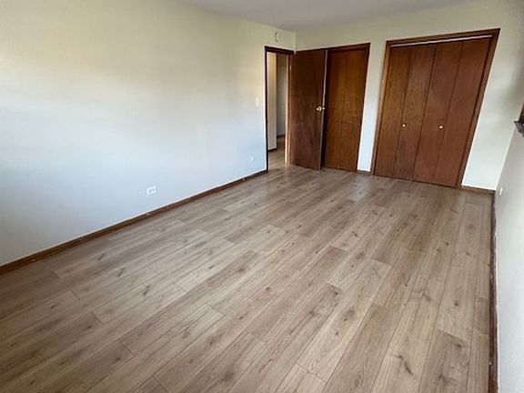 4th image of 4509 Forest Ave APT 1N