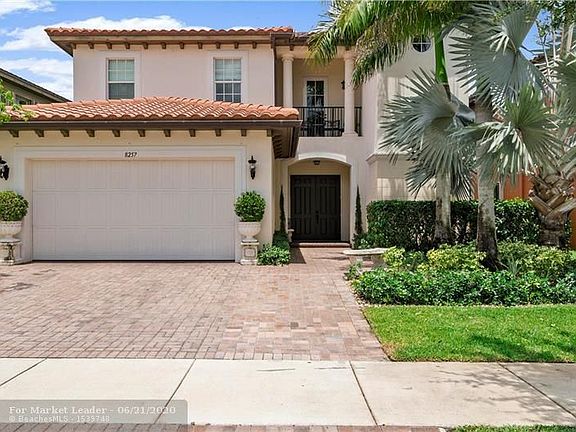 2nd image of 8257 NW 125th Ln