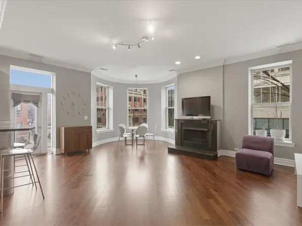 36 S Ashland Ave APT 202, Chicago, IL 60607