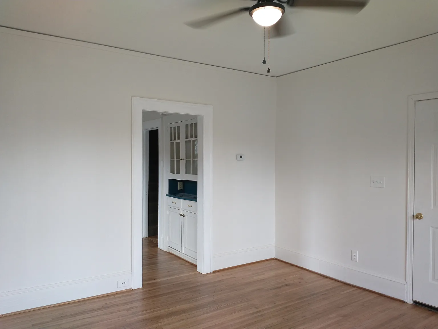 2 bed, 1.5 bath, 1200 sqft, $1,200 — Photo 2