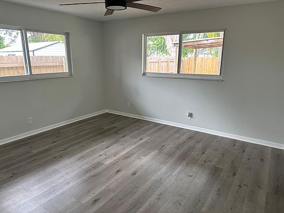 5th image of 1217 NE 9th St #2