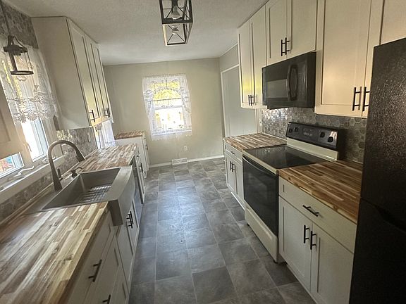 4th image of 13 Tice Rd