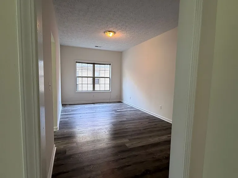 3025 Many Oaks Park — Photo 9