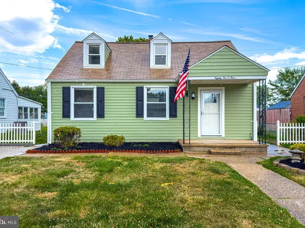 8204 Longpoint Rd, Dundalk, MD 21222