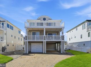 112 W Hobart Ave, Brant Beach, NJ 08008