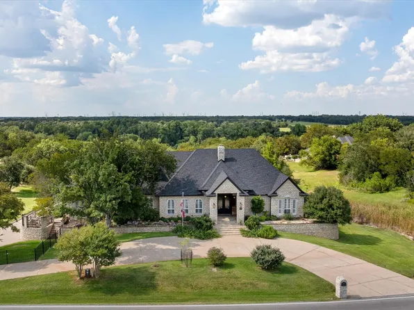 6410 Westover Dr, Granbury, TX 76049