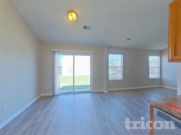 1069 Coralbean Way — Photo 4