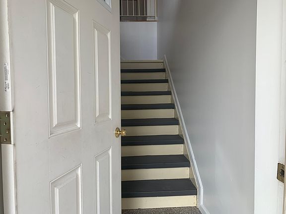 2nd image of 7711 58th Ave Floor 2
