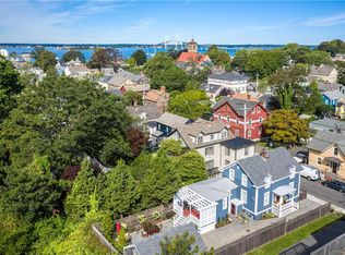 22 Elm St, Newport, RI 02840