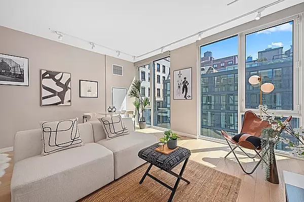 Rented by Compass | media 10