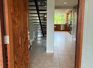 833 Kainui Dr, Kailua, HI 96734