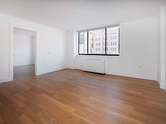 3rd image of 250 W 19th St #4L*