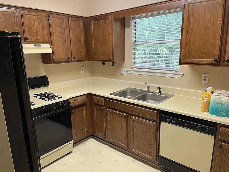 2931 Lexington Trace Dr SE — Photo 11