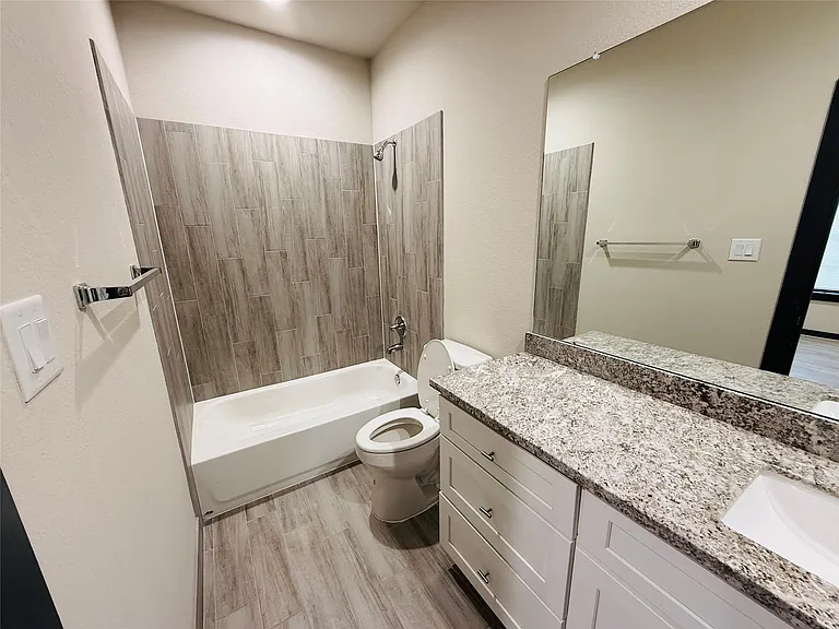 4802 Cruse Rd #1 — Photo 12