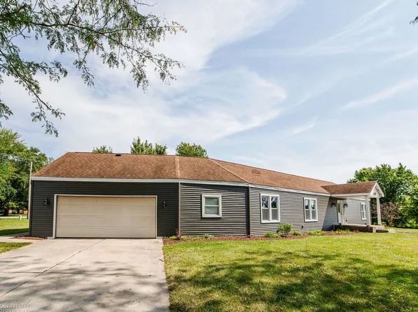 2960 E Bending Creek Trl, Crete, IL 60417