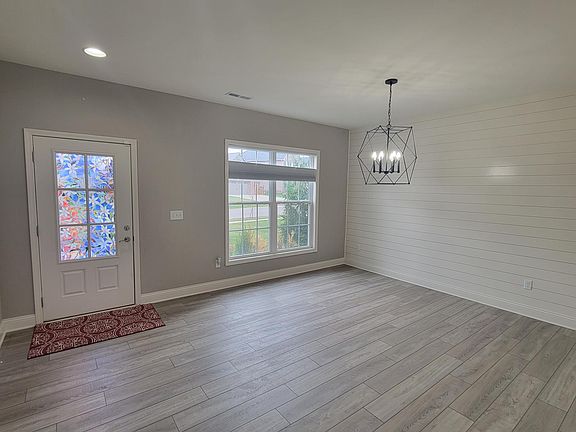 2nd image of 1759 Hemp Hill Dr